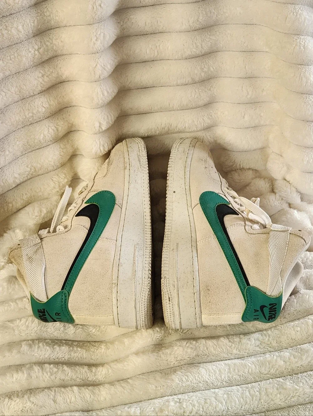 NIKE AIR FORCE 1 HIGH SE '82 Neptune Green Sneakers